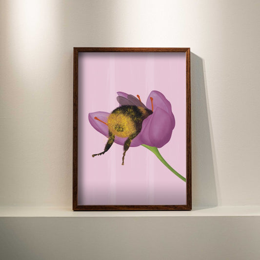 Poster - Slapende Hommel in Bloem