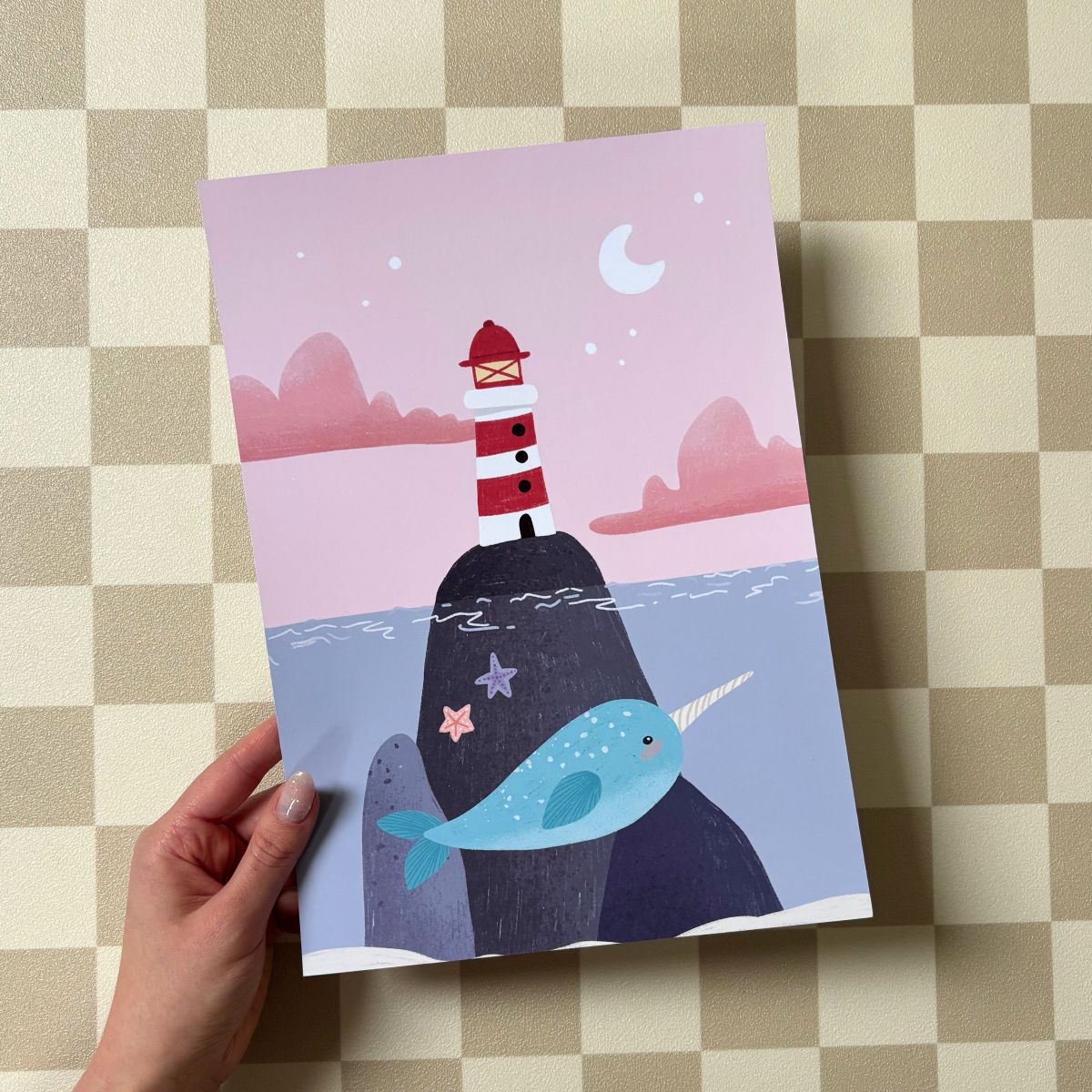 Poster - Vuurtoren met narwal (met print-imperfectie)